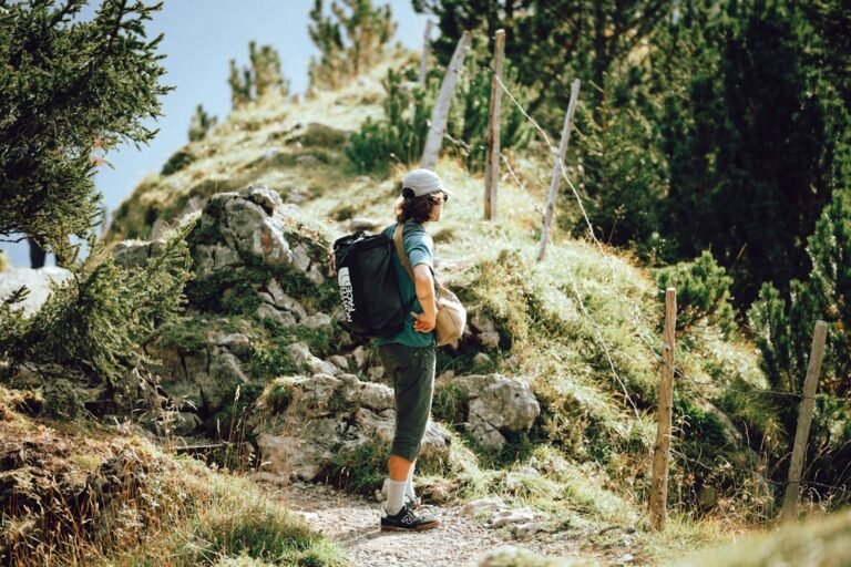 How To Find The Right Size Hiking Boots Women Wide Feet